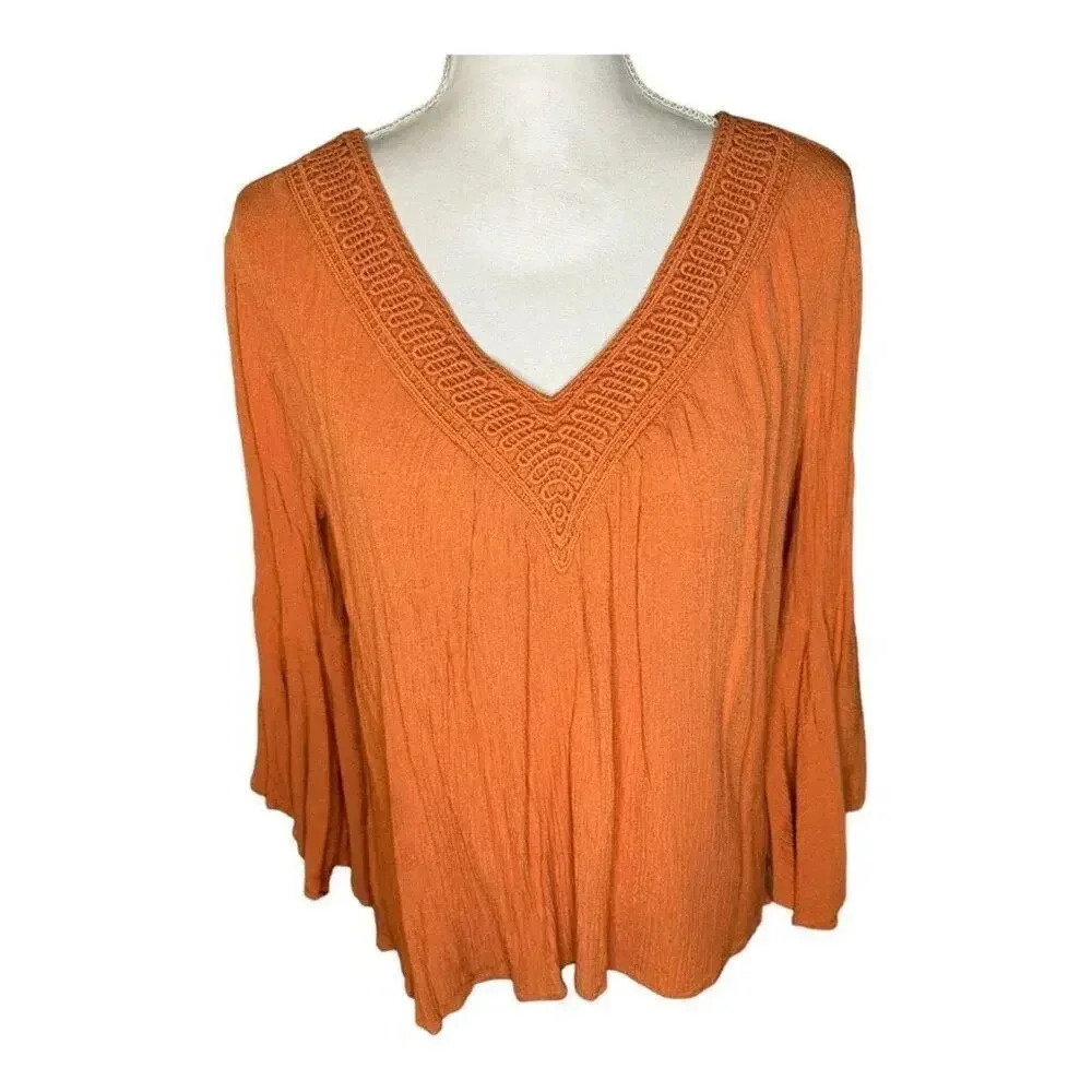 Bobeau Women’s Medium Orange Bohemian V-Neck Flare Sleeve Flowy Top